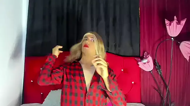 Casandrasquirt on StripChat 