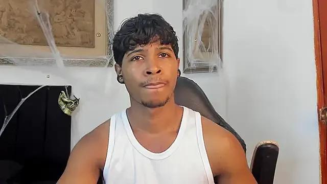 cassian_gold from StripChat is Freechat