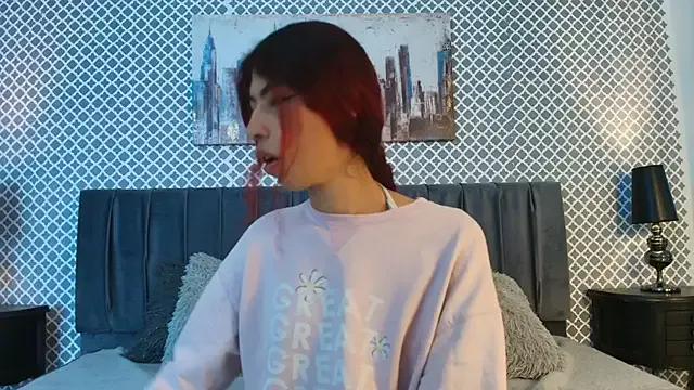 Cassie_bloom from StripChat
