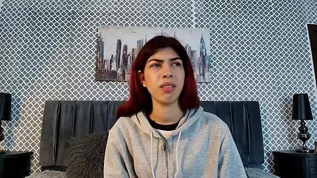 Cassie_bloom from StripChat