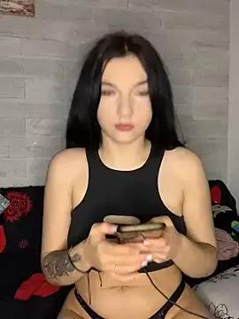 CassieGlow from StripChat