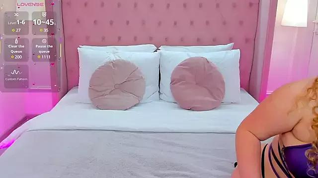 Try our streaming cams variety and talk on a personal level with our adorable girls streamers, showing off their bountiful shapes and dildos.