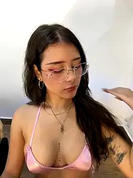 Try our streaming cams variety and talk on a personal level with our adorable girls streamers, showing off their bountiful shapes and dildos.