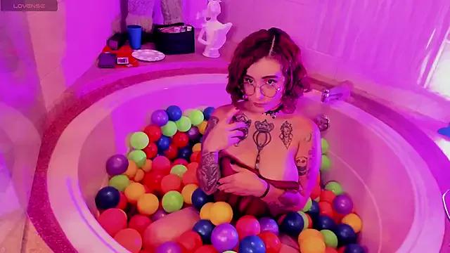 Try our streaming cams variety and talk on a personal level with our adorable girls streamers, showing off their bountiful shapes and dildos.