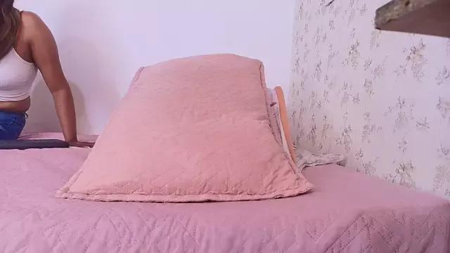 cataleya_ebony_ from StripChat is Freechat