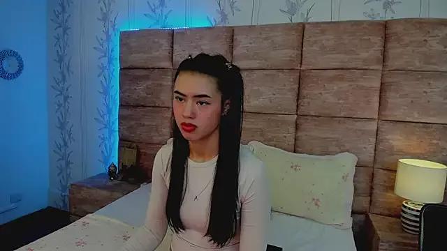 CataleyaRicci from StripChat