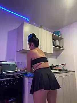 catalina_blue132 from StripChat