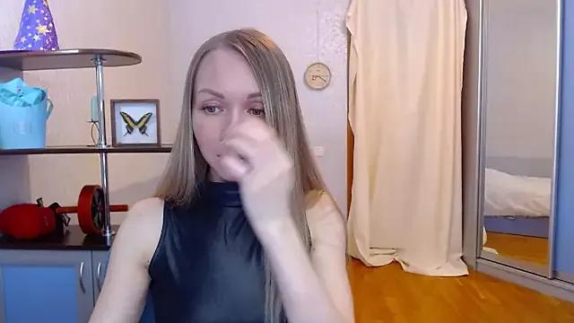 Try our streaming cams variety and talk on a personal level with our adorable girls streamers, showing off their bountiful shapes and dildos.