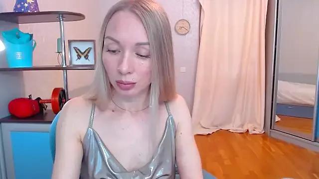 catAlisa from StripChat