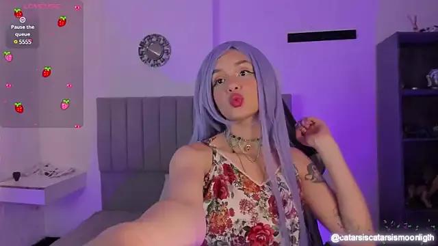 Try our streaming cams variety and talk on a personal level with our adorable girls streamers, showing off their bountiful shapes and dildos.