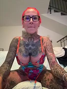 CatCoxx from StripChat is Freechat