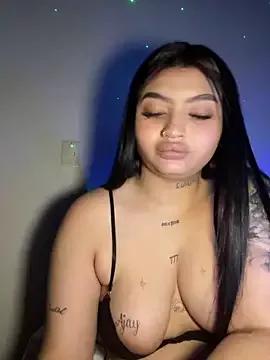 CatEyesss from StripChat is Freechat
