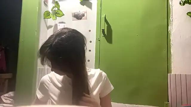 CatherineAston from StripChat is Freechat