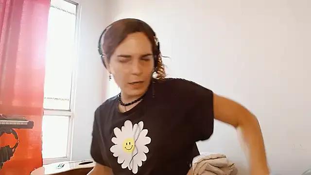 Catnessa from StripChat is Freechat