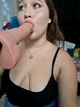 cattalin_luscious from StripChat