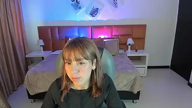 Catti_Brie from StripChat