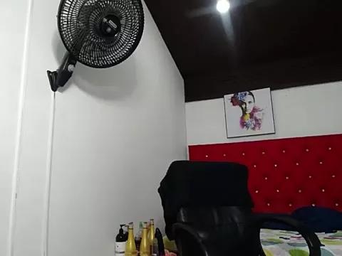 cattleya_hotgirl from StripChat