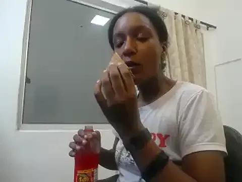 cattleya_hotgirl from StripChat