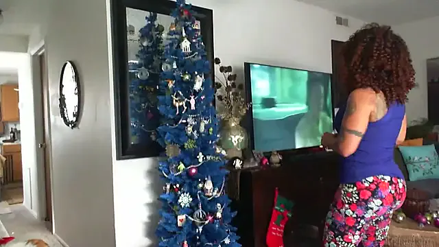 CeceilaMoon on StripChat 