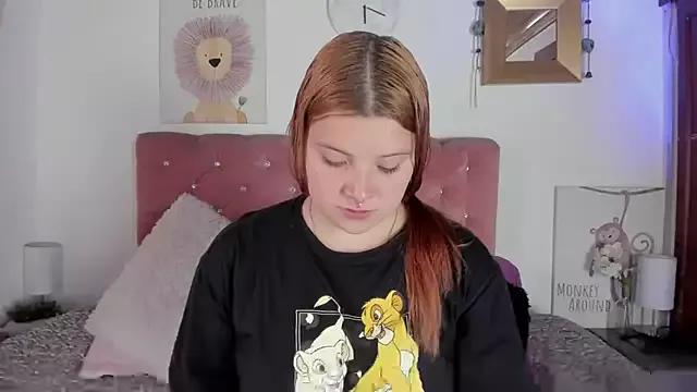 CelessteRedds from StripChat