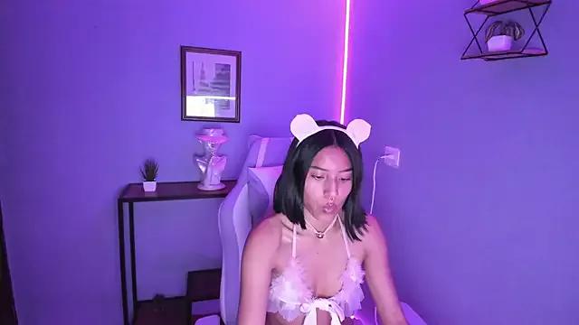 Try our streaming cams variety and talk on a personal level with our adorable girls streamers, showing off their bountiful shapes and dildos.