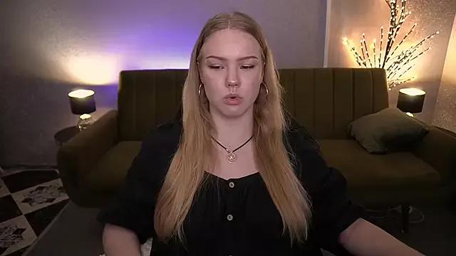Try our streaming cams variety and talk on a personal level with our adorable girls streamers, showing off their bountiful shapes and dildos.