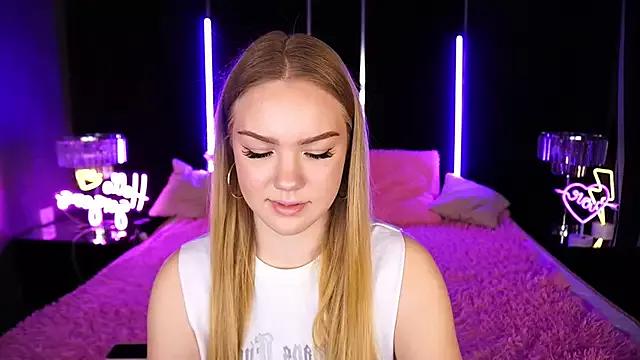 Try our streaming cams variety and talk on a personal level with our adorable girls streamers, showing off their bountiful shapes and dildos.
