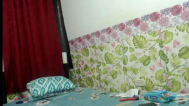 celesteskinny18 from StripChat is Freechat