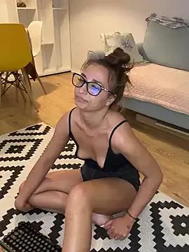 Celine_charme from StripChat is Freechat