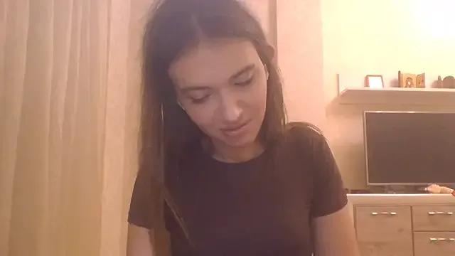 CeyaLier from StripChat is Freechat
