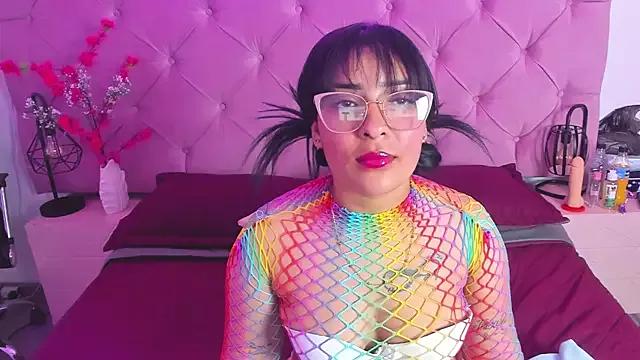 Try our streaming cams variety and talk on a personal level with our adorable girls streamers, showing off their bountiful shapes and dildos.