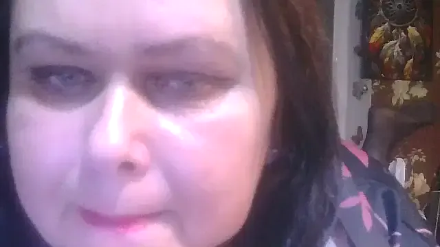 CharleeKendall from StripChat is Freechat