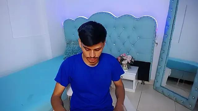 Charlie_Cock_ from StripChat is Freechat