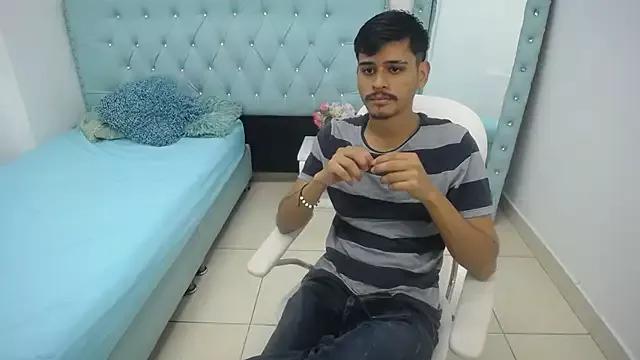 Charlie_Cock_ from StripChat is Freechat