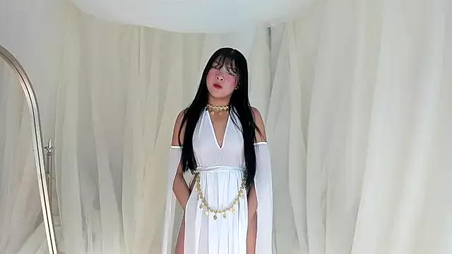 Try our streaming cams variety and talk on a personal level with our adorable girls streamers, showing off their bountiful shapes and dildos.