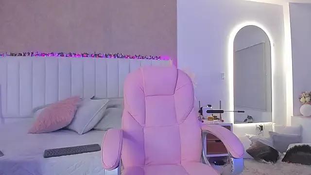 Try our streaming cams variety and talk on a personal level with our adorable girls streamers, showing off their bountiful shapes and dildos.