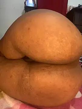 Charlotte_bronxxx from StripChat is Freechat