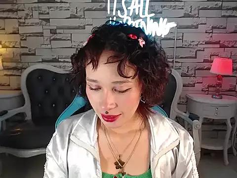 charlotte_morh_a from StripChat is Freechat