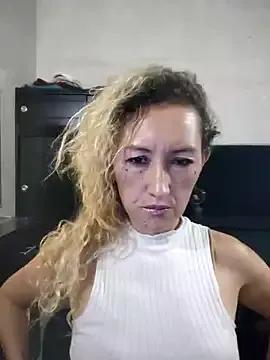charlotte_sweet52 from StripChat is Freechat
