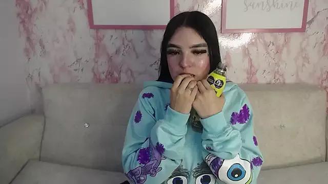 charlotte_zoe_ch from StripChat is Freechat