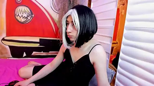 Charlottee_slave from StripChat is Freechat