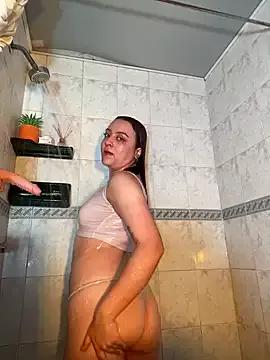 CharlotteRed from StripChat is Freechat