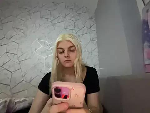 CharlotteRosxox from StripChat is Freechat