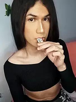 Charming_J from StripChat is Freechat