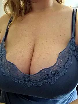 Charminghostess_ from StripChat