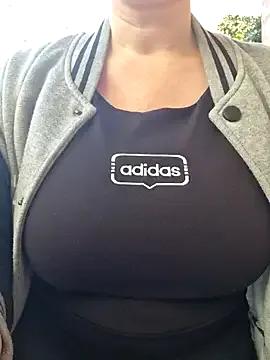 Charminghostess_ from StripChat