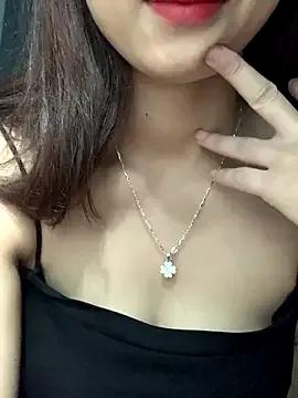 Chau_love69 from StripChat is Freechat