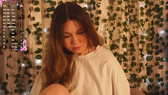 cheeky_cherry_juice from StripChat is Freechat