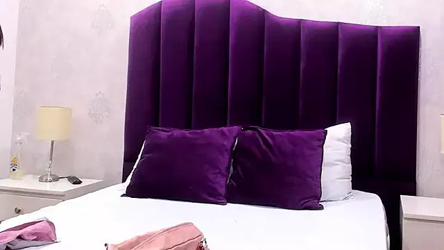 Try our streaming cams variety and talk on a personal level with our adorable girls streamers, showing off their bountiful shapes and dildos.