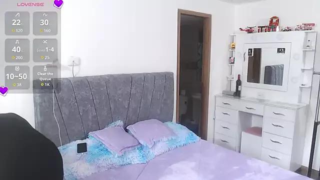 Try our streaming cams variety and talk on a personal level with our adorable girls streamers, showing off their bountiful shapes and dildos.